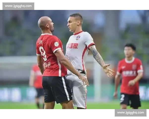 杜加利奇补时绝杀 + 霸气宣言:踩着我们尸体拿分!申花领头羊地位遭终结 杜加利奇补时绝杀 + 霸气宣言:踩着我们尸体拿分!申花领头羊地位遭终结